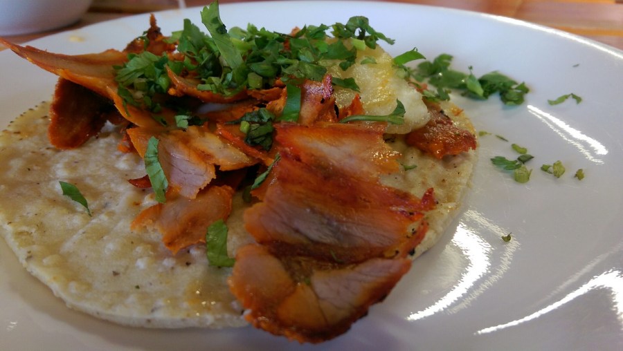 Taco Pastor en La Tomate